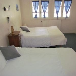 Dreibettzimmer